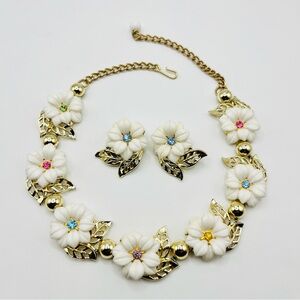 Rare Find Vintage Unsigned Easter Flower Pastel Rhinestones Statement Set